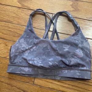Like new lululemon energy bra size 8